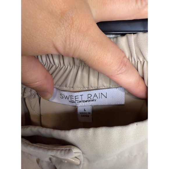 Sweet Rain Women's Beige Wide Leg High Waist Pleated Dress Pants - Picture 2 of 3